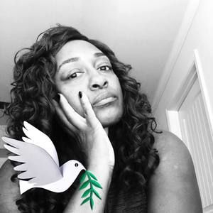 Meet your Posher, Suzanne